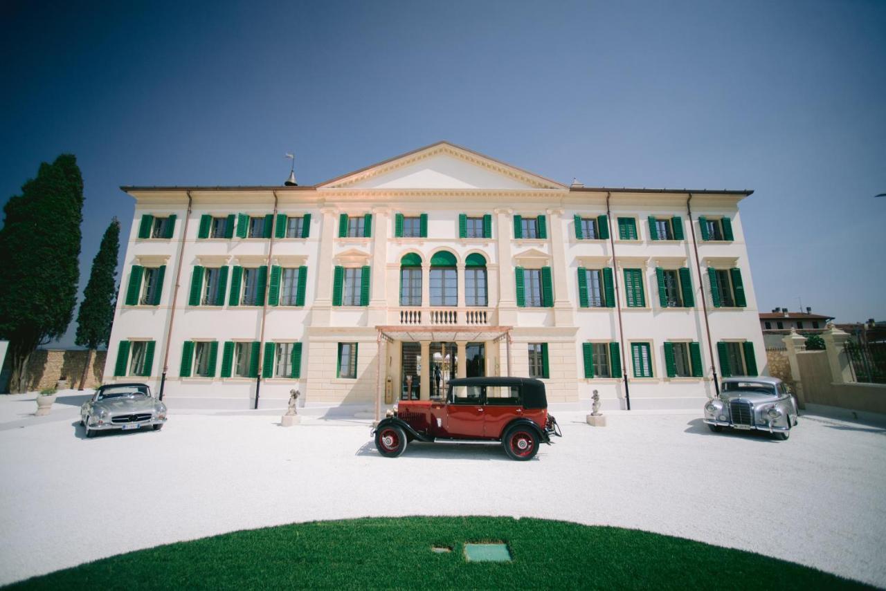 Zoppi Hotel 4*